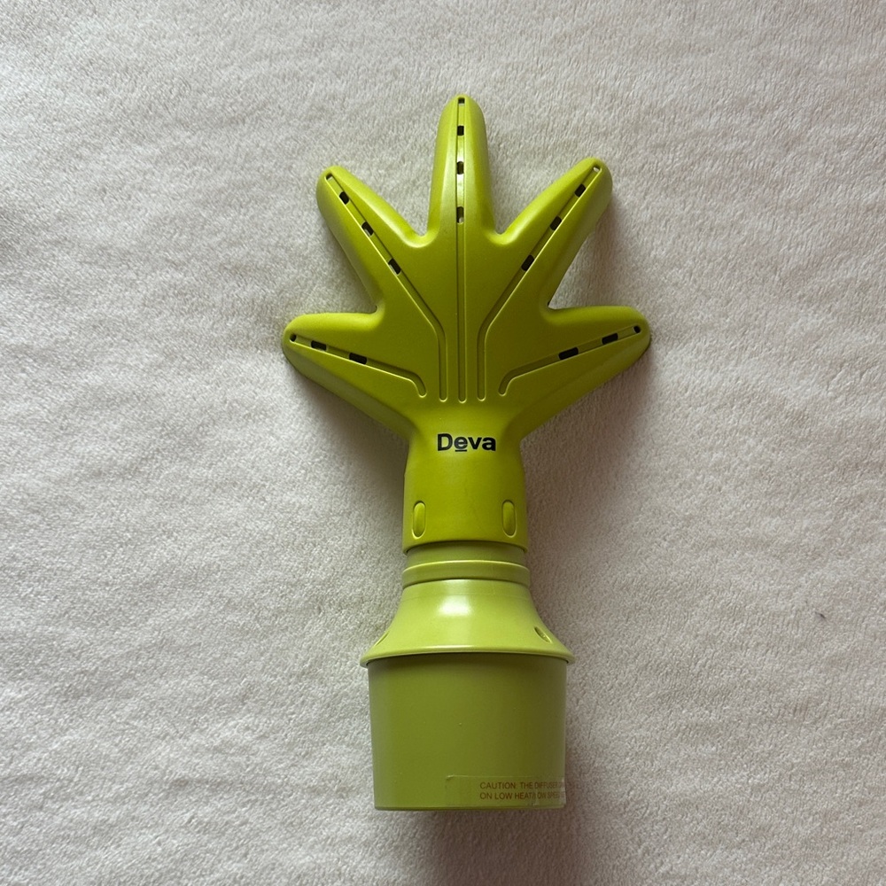 DevaCurl Bright Lime Hand-Shaped Diffuser Attachment